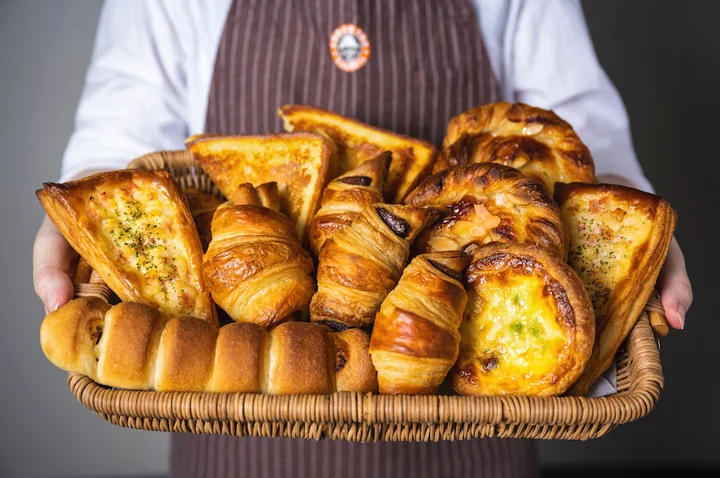雷神巧克力升級華麗甜點！雷神巧克力可頌、百匯、奶昔美味登場