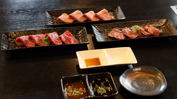 如果你想在关西吃到便宜又美味的肉，那就来这里吧！哈比基的 5 家烤肉店！