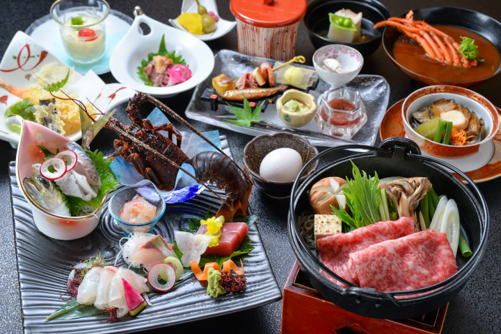 헤이안 시대와 현대를 융합한 현대적인 일본 요리! ”아름다운 국” 이세의 제철 식재료를 여관에서 만끽!