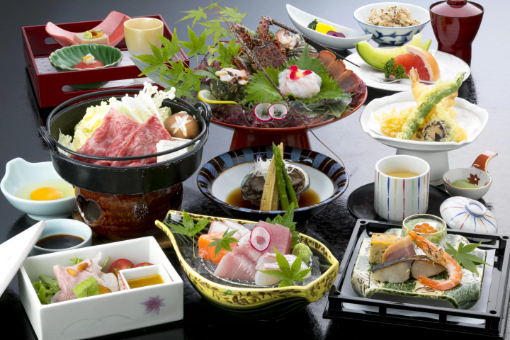 伊勢志摩の新鮮な食材を使い趣向を凝らしたお料理でおもてなし!旅館だからこそ味わえる会席料理!