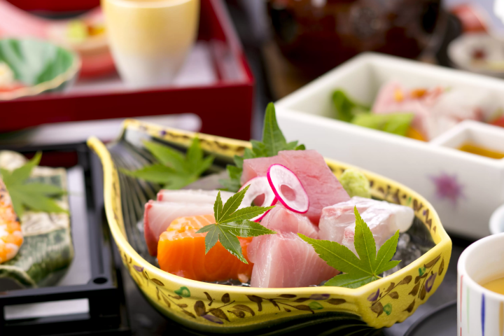 伊勢志摩の新鮮な食材を使い趣向を凝らしたお料理でおもてなし!旅館だからこそ味わえる会席料理!