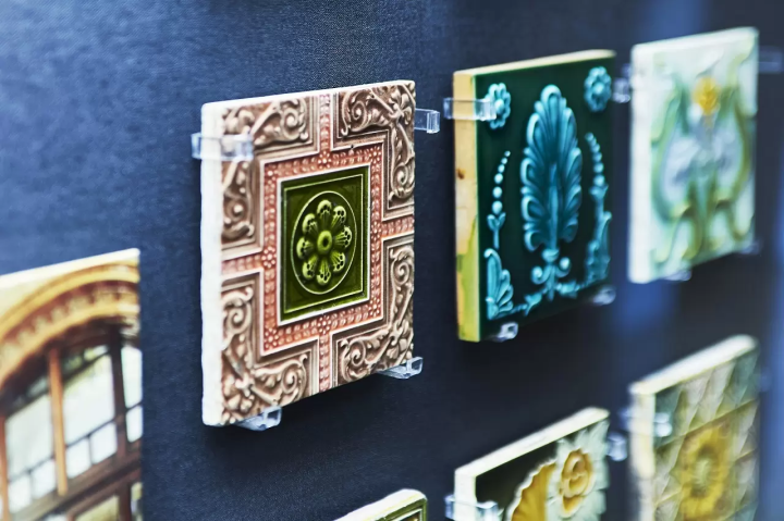 在陶瓷之都常滑欣赏色彩缤纷的瓷砖艺术！