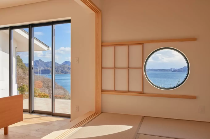 [ที่พักชิมานามิไคโด] วิลล่าส่วนตัว “Yu-Rah villa & gallery” ที่คุณสามารถเพลิดเพลินกับทิวทัศน์อันงดงามของ ทะเลภูมิภาคเซโต