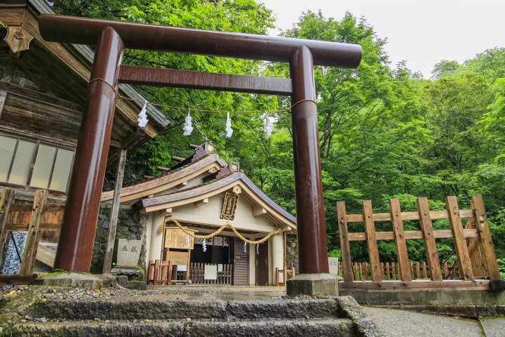 Explore Nagano: 10 Exciting Tours in Matsumoto, Kamikochi, and More