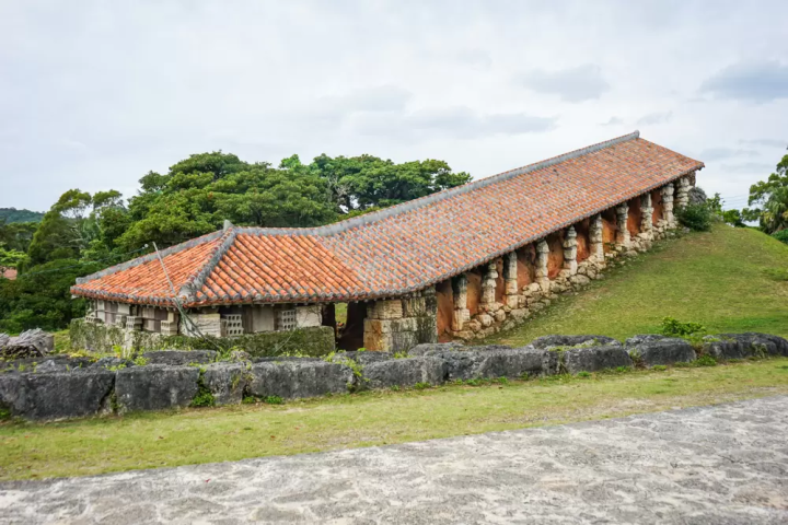 เพลิดเพลินไปกับหมู่บ้านโยมิตันที่ตั้งของ HOSHINOYA Okinawa กับ 5 ที่เที่ยวแนะนำ ทั้งยาจิมุน ซากปราสาท และร้านโอกินาว่าโซบะชื่อดัง