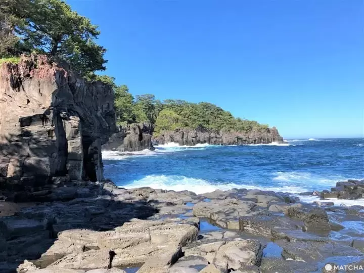 Izu Peninsula: 12 Things to Do, Hot Springs, and Nature Near Tokyo