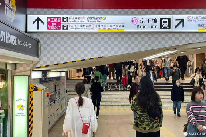 階段を上がります