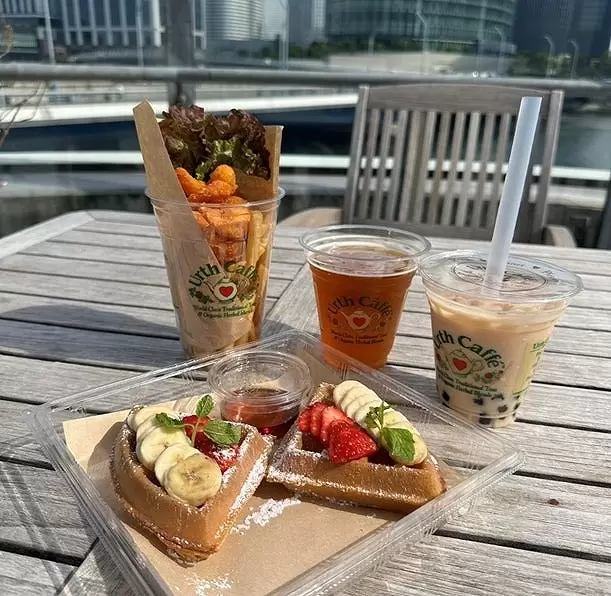  Yokohama's Dazzling Lanterns Illuminations at Lantern Night Summer Event 2024