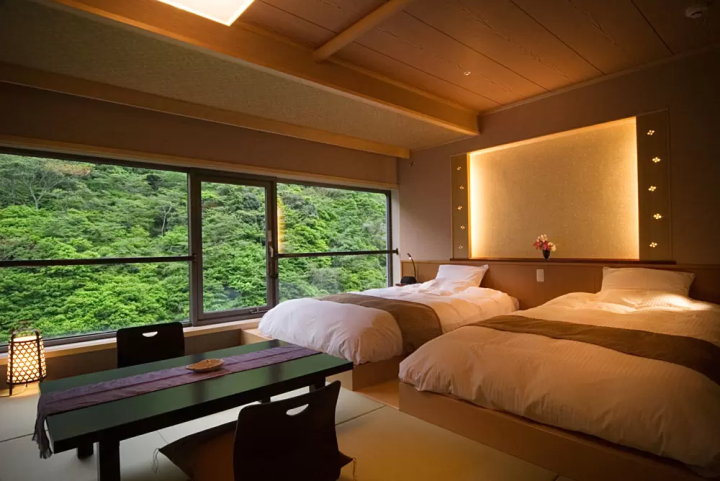 奥道後壱湯の守　お部屋紹介