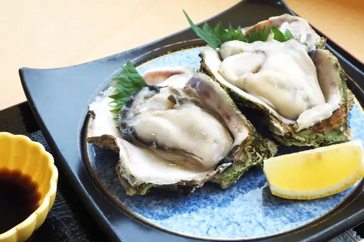 【夏季美味！ 】就在本地，品嚐來自新潟縣村上市的新鮮天然岩蠔！