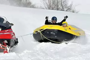想要享受粉雪的人一定要来看看！距新千岁机场1小时30分钟以内的12家滑雪场推荐！提供坂度信息
