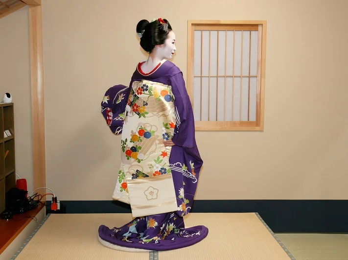 Enjoy Geisha Culture in Tokyo and Kyoto: 12 Special Experiences