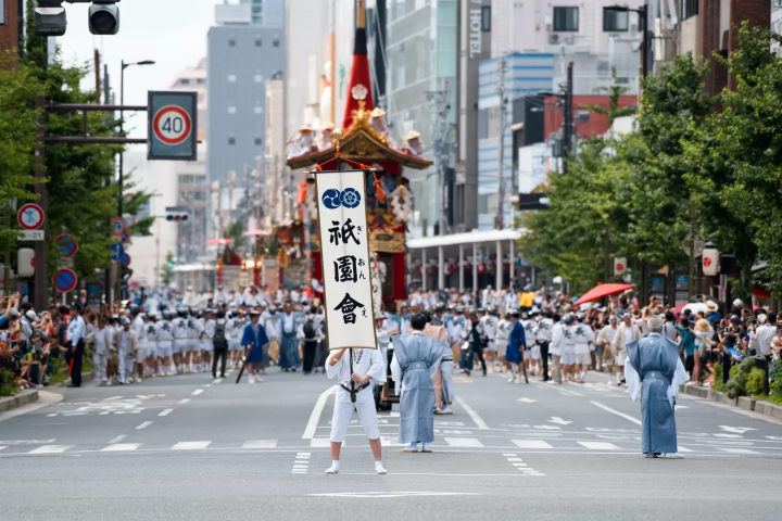 【日本の夏】7月〜8月の天気や観光できるもの、適した服装
