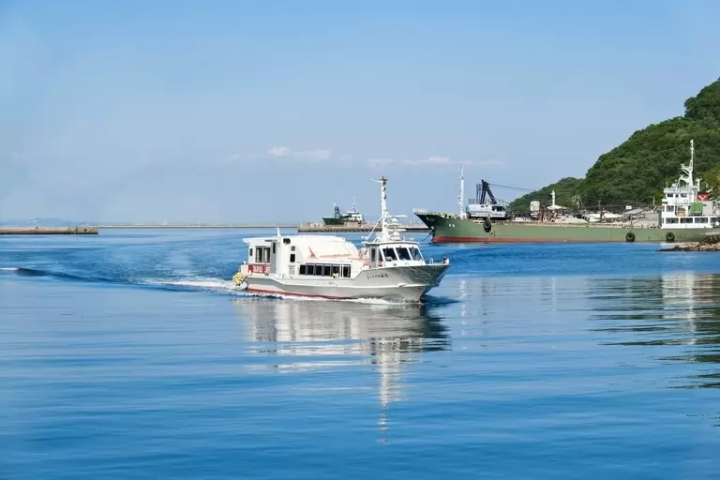 Getting to Ieshima Island is very simple!