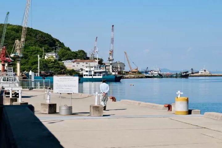 Taking the boat back to Himeji