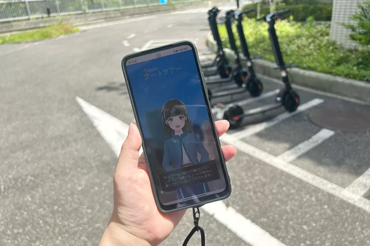 ``Tennozu Art Tour'' ทัวร์ชมเกาะแห่งศิลปะของโตเกียวโดยใช้การเคลื่อนไหวใหม่ล่าสุด