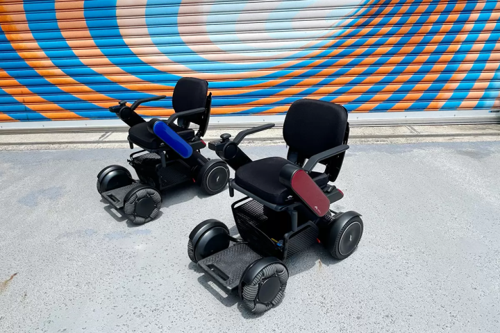 ``Tennozu Art Tour'' ทัวร์ชมเกาะแห่งศิลปะของโตเกียวโดยใช้การเคลื่อนไหวใหม่ล่าสุด