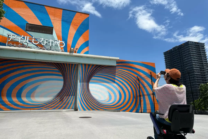 ``Tennozu Art Tour'' ทัวร์ชมเกาะแห่งศิลปะของโตเกียวโดยใช้การเคลื่อนไหวใหม่ล่าสุด