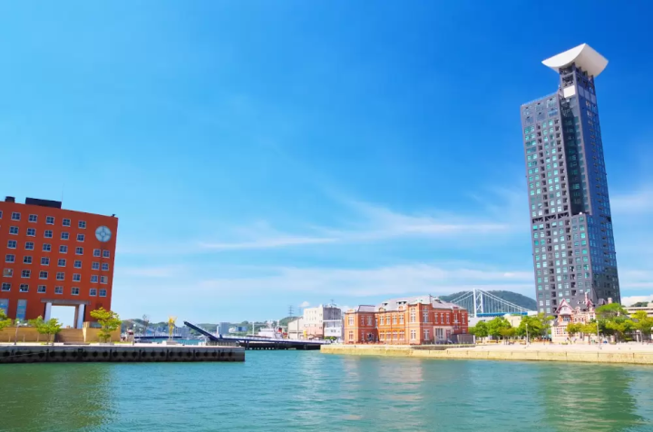 [Fukuoka Driving Course] Enjoy the charm of this atmospheric port town!