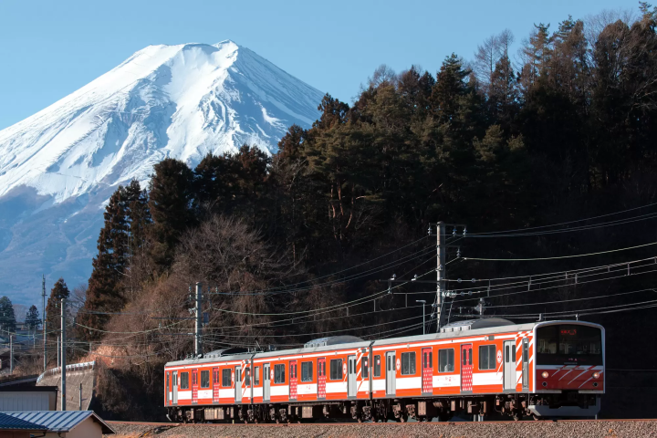 期間限定的絕景！盡享富士山、櫻花、山梨美食的「新倉山淺間公園櫻祭」