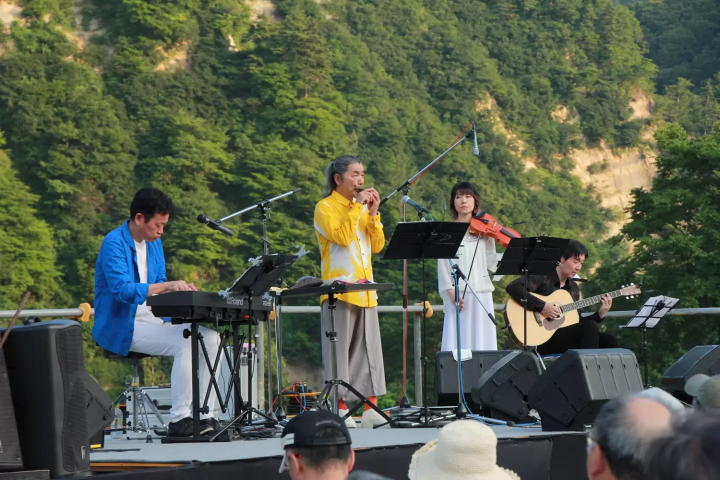 The 21st Shikamura Rice Terrace Firefly Concert will be held!