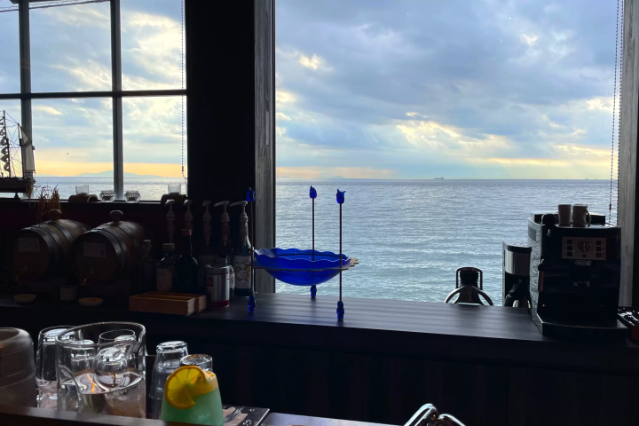 就在海旁邊！淡路島私房海景餐廳，3間不藏私分享☀️日本百大夕陽都在這裡看