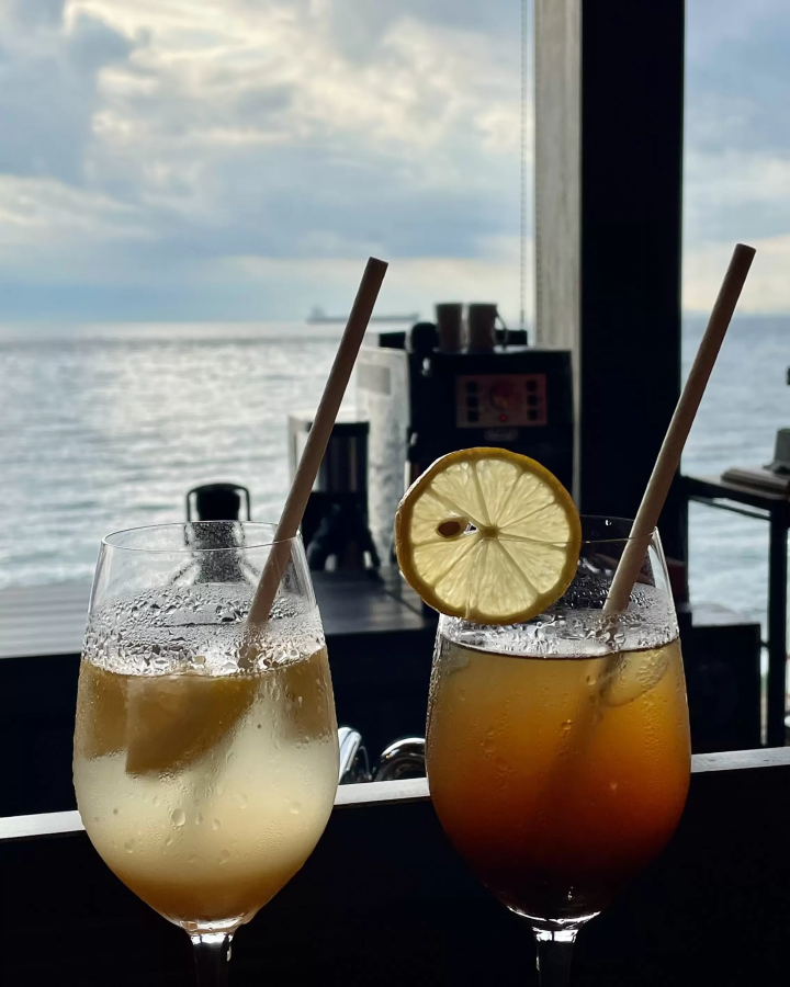 就在海旁邊！淡路島私房海景餐廳，3間不藏私分享☀️日本百大夕陽都在這裡看