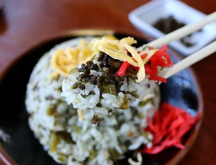 A restaurant where you can enjoy Aso's specialty "Takana rice" and Kumamoto's specialty "Dagojiru"