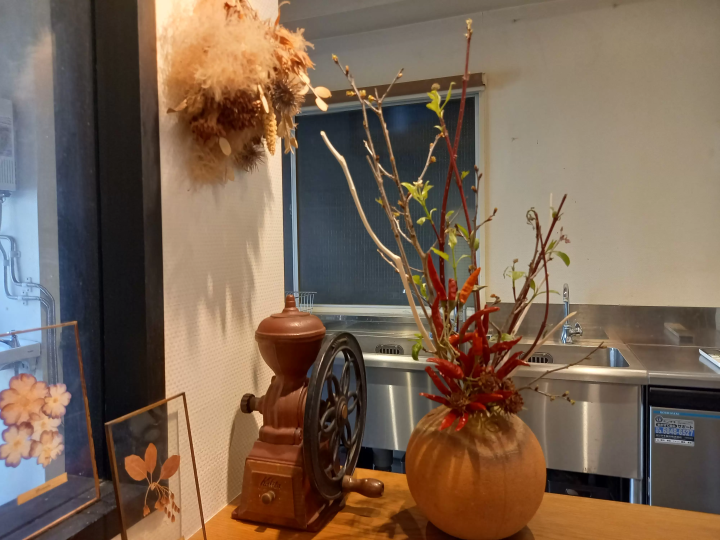 地域で愛されるカフェ「coffee stand 早川亭」