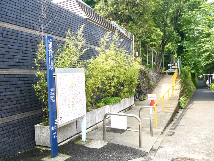 【哲学堂公園】古建築物を訪ねて、プチトリップ気分。