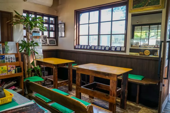 Train station gourmet and historical sites! Going to Kasai city with the Hojo railway