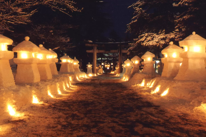 Enjoy the Enchanting Snow Lantern Festival, the Largest Winter Event in Tohoku!