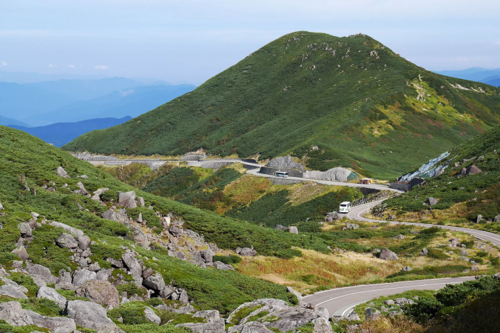 走进海拔3,026m的世界——乘鞍岳和乘鞍天际线的魅力