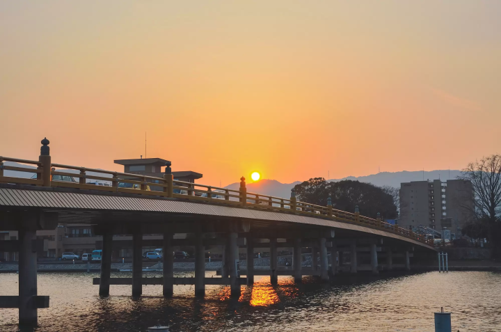 Lake Biwa: 10 Attractions and Scenic Views at a Destination Beloved by Poets