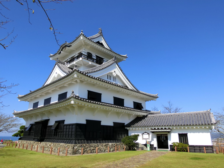 【千葉・館山】館山城で『南総里見八犬伝』の物語に触れよう！