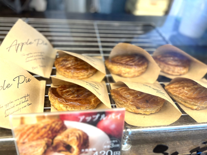 【ええやん!大阪商店街発】甘いリンゴとパイ生地の香ばしさの交響曲「Patisserie Bec Sucre トナリエ店」