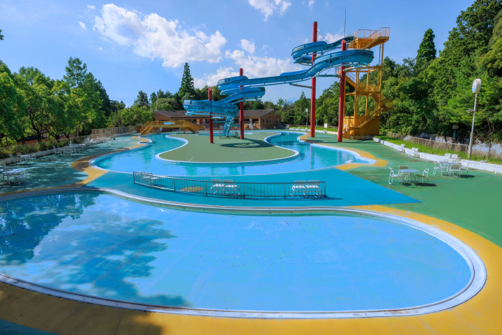 【仅限夏季】酒店客人和公众均可享受！在滑梯和泳池上留下夏日回忆♪