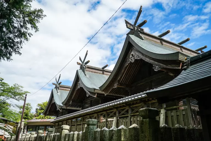神社和寺院和商家林立的復古驛站町北條町