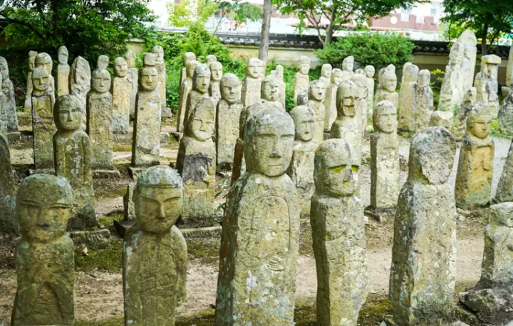 神社和寺院和商家林立的復古驛站町北條町