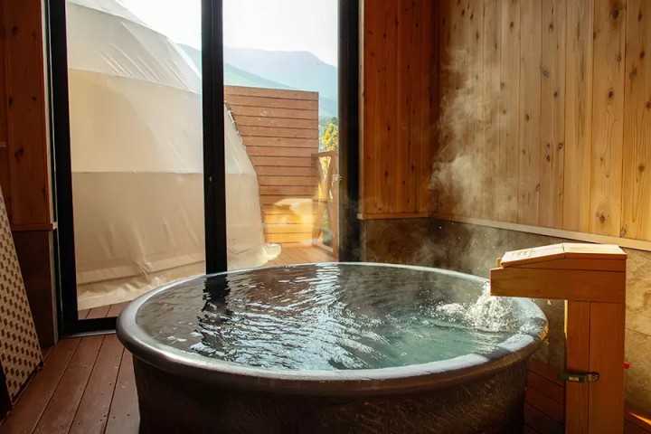 Touring Japan's hot springs(onsen)! A sample itinerary for a 10-night, 11-day glamping trip