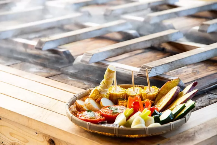 Touring Japan's hot springs(onsen)! A sample itinerary for a 10-night, 11-day glamping trip