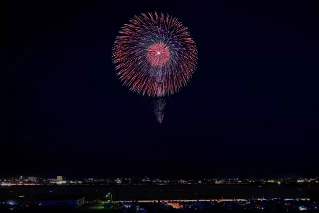 Let's go see the "Omagari Fireworks", the best fireworks display in Japan, tomorrow (August 31st)