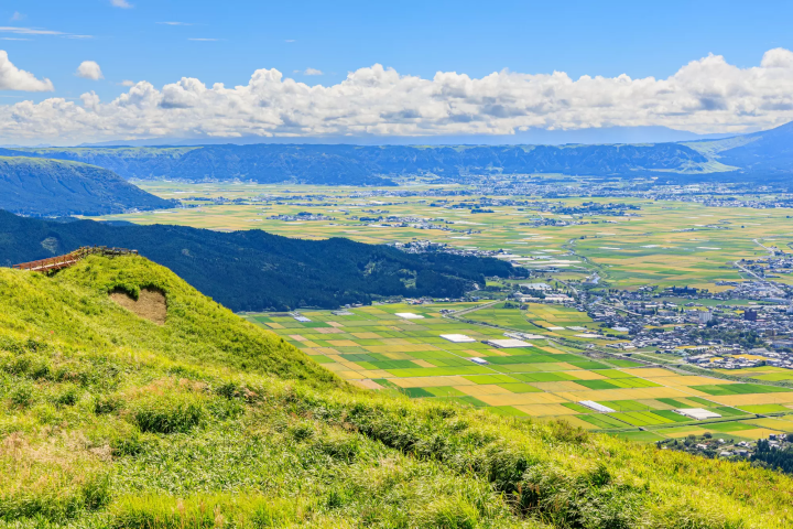 15 Famous Mountains in Japan: Highlights and Climbing Tips