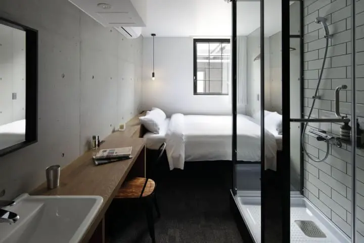 CEN DIVERSITY HOTEL & CAFE