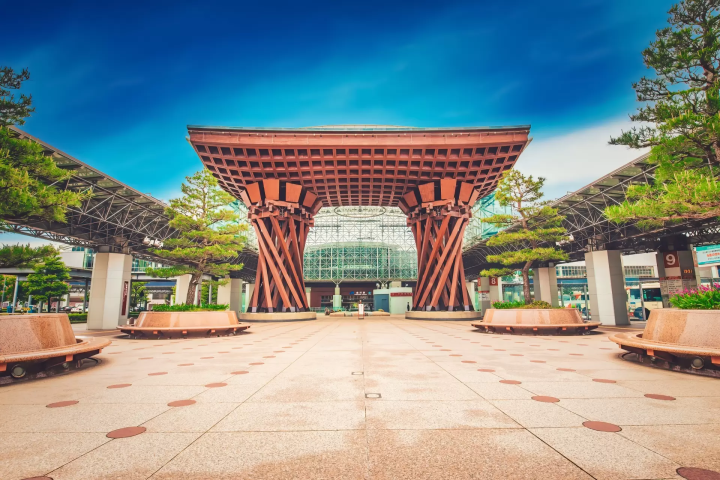 【金沢観光】伝統的な魅力を着物で楽しむ！｜着物レンタルwargo金沢香林坊