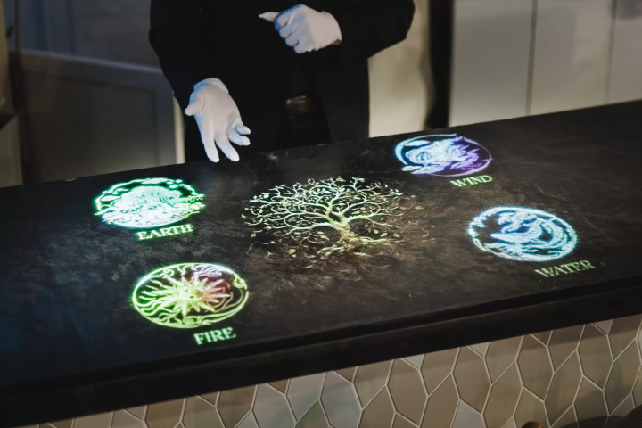 풀코스와 디지털 아트가 융합하는, TREE by NAKED yoyogi park의 「먹는 아트 체험」