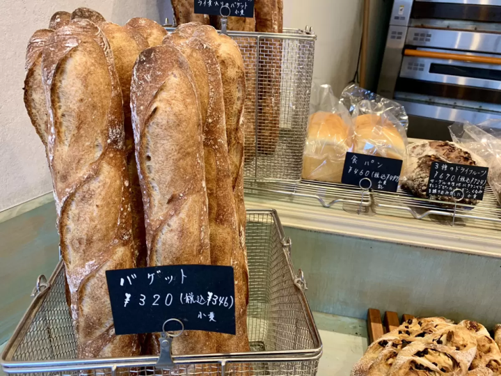 （青柳先生最喜歡的是「法國麵包」。因為簡單所以很難，但他也非常喜歡它。） 