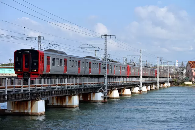 Travel from Fukuoka to Kumamoto: A Comparison of Shinkansen, Train, and Bus Routes