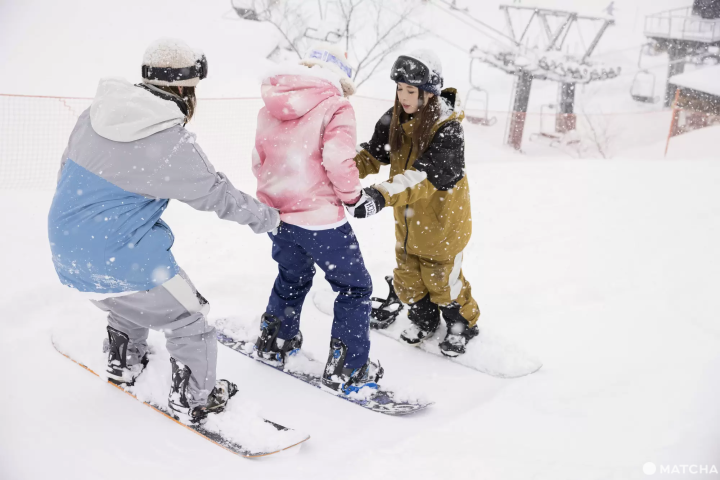 【日本滑雪新手指南】單板 vs 雙板一次看懂＋技巧秘訣、長野熱門滑雪場推薦