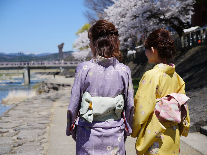 【토, 일, 공휴일은 예약 불필요】 「히다 타카야마 기모노 산포」저렴한 요금으로 편하게 기모노 체험을 할 수 있습니다
